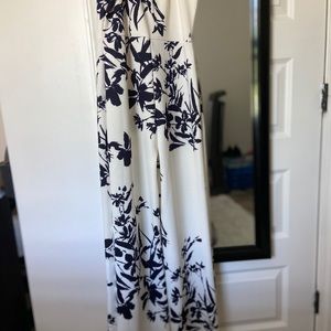 Floral Flair Jumpsuit - White/Navy